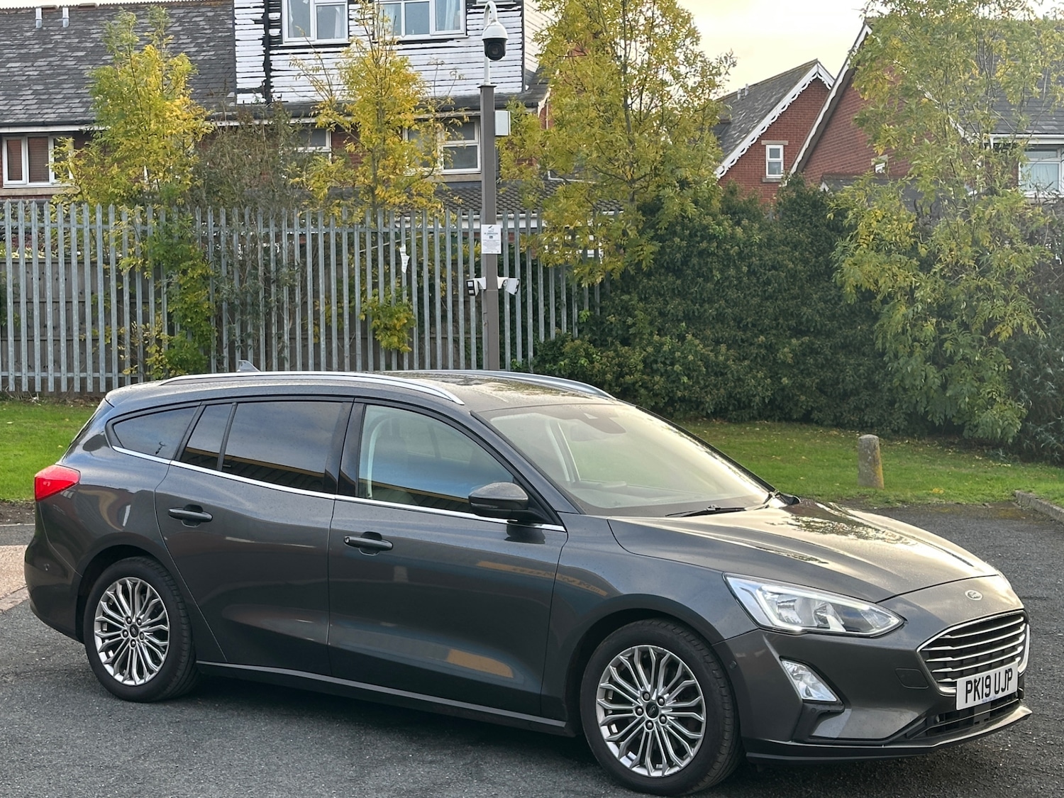 Used Ford Focus 2019 for sale - 76502843: Photo 2