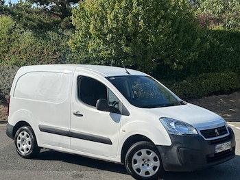Used Peugeot Partner 2018 for sale - 76102451: Photo