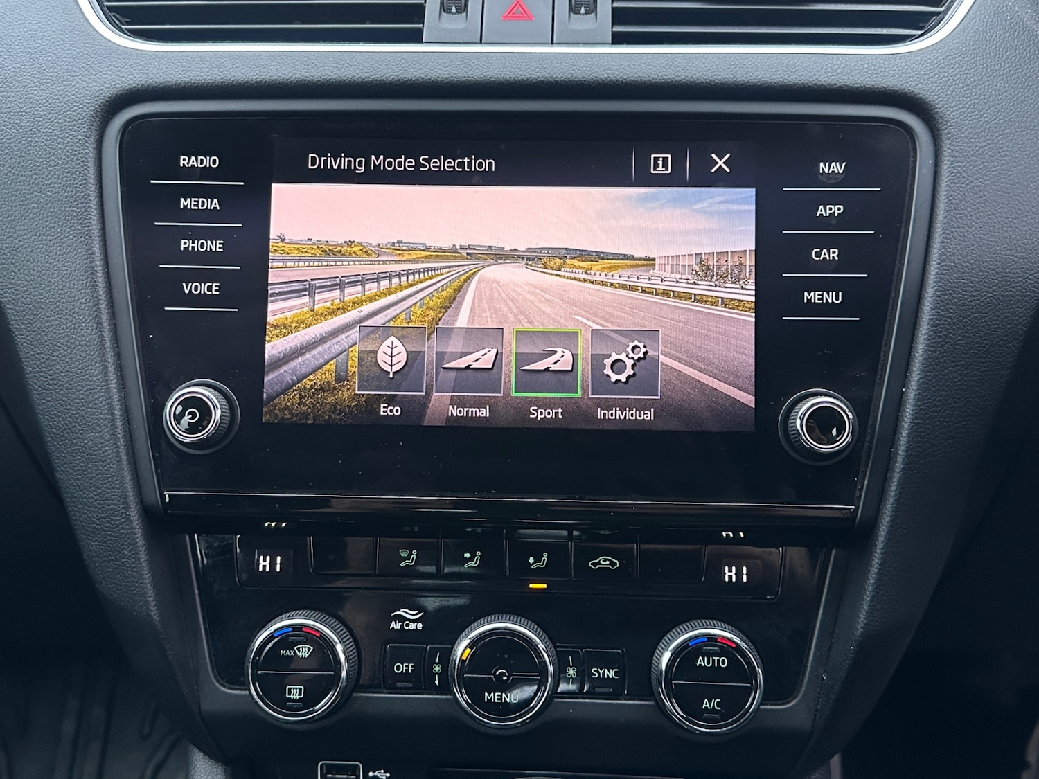 Used Skoda Octavia 2019 for sale - 77051071: Photo 19