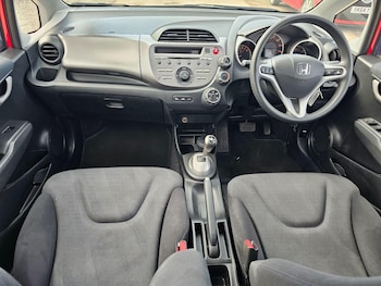 Used Honda Jazz 2009 for sale - 77838922: Photo