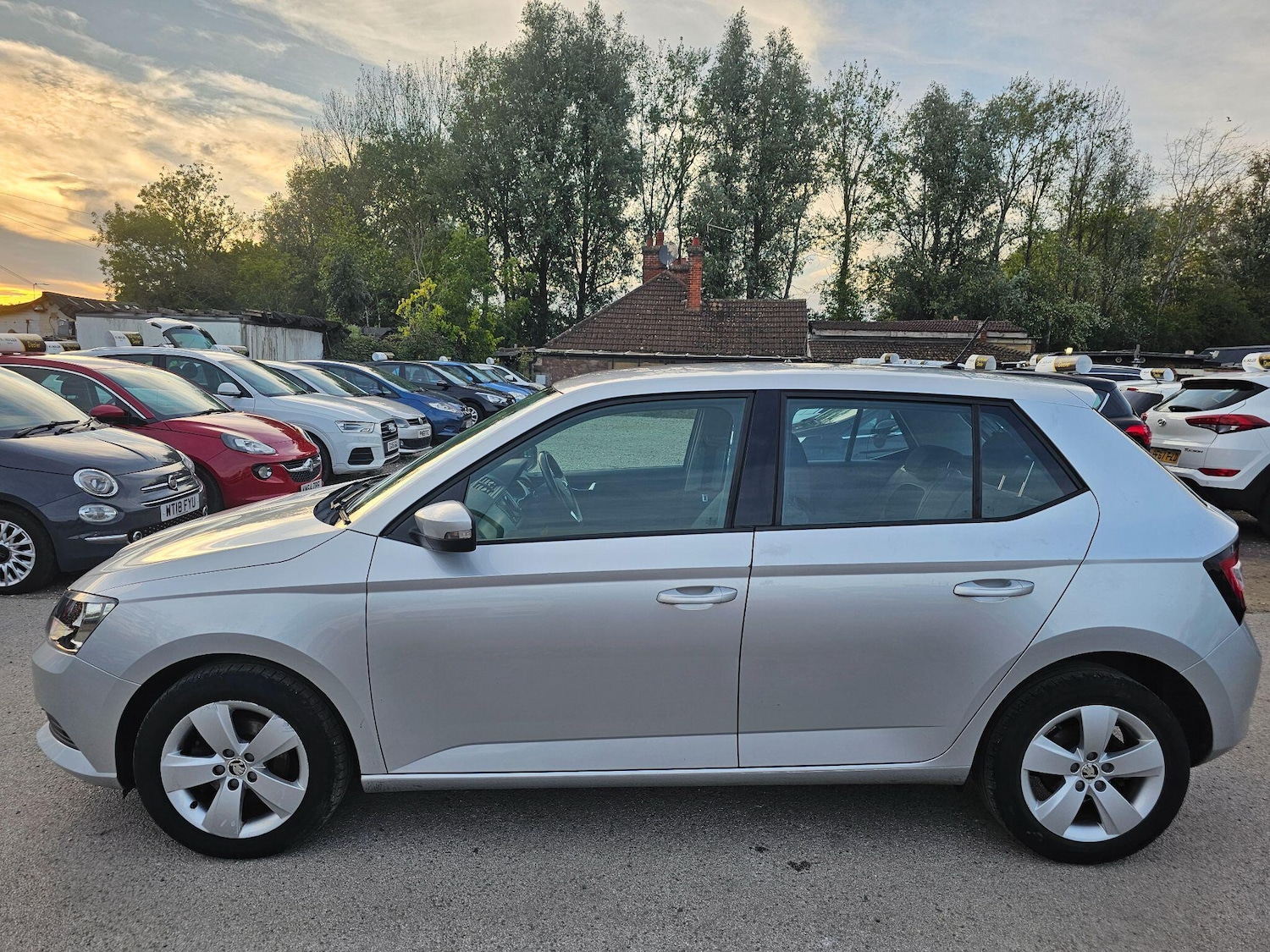 Used Skoda Fabia 2016 for sale - 76990943: Photo 2