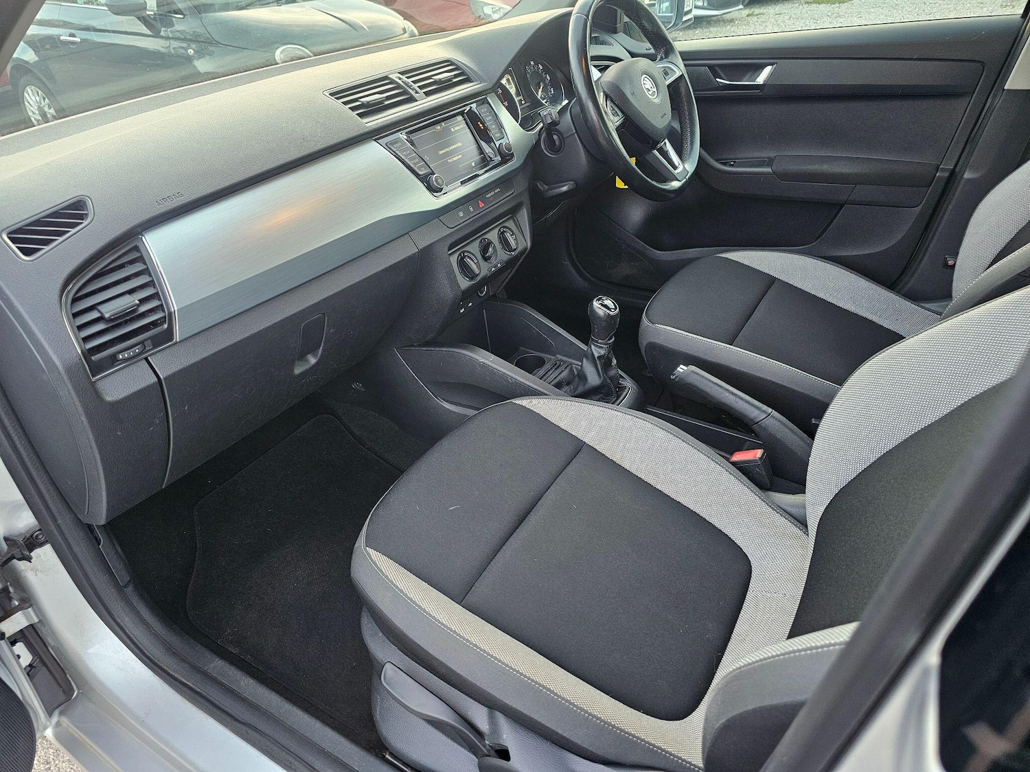 Used Skoda Fabia 2016 for sale - 76990943: Photo 4