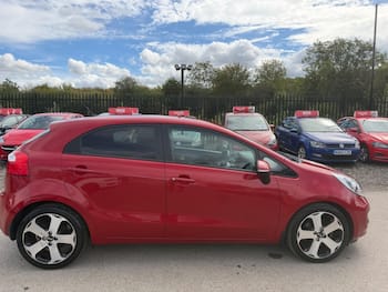 Used Kia Rio 2014 for sale - 79766355: Photo