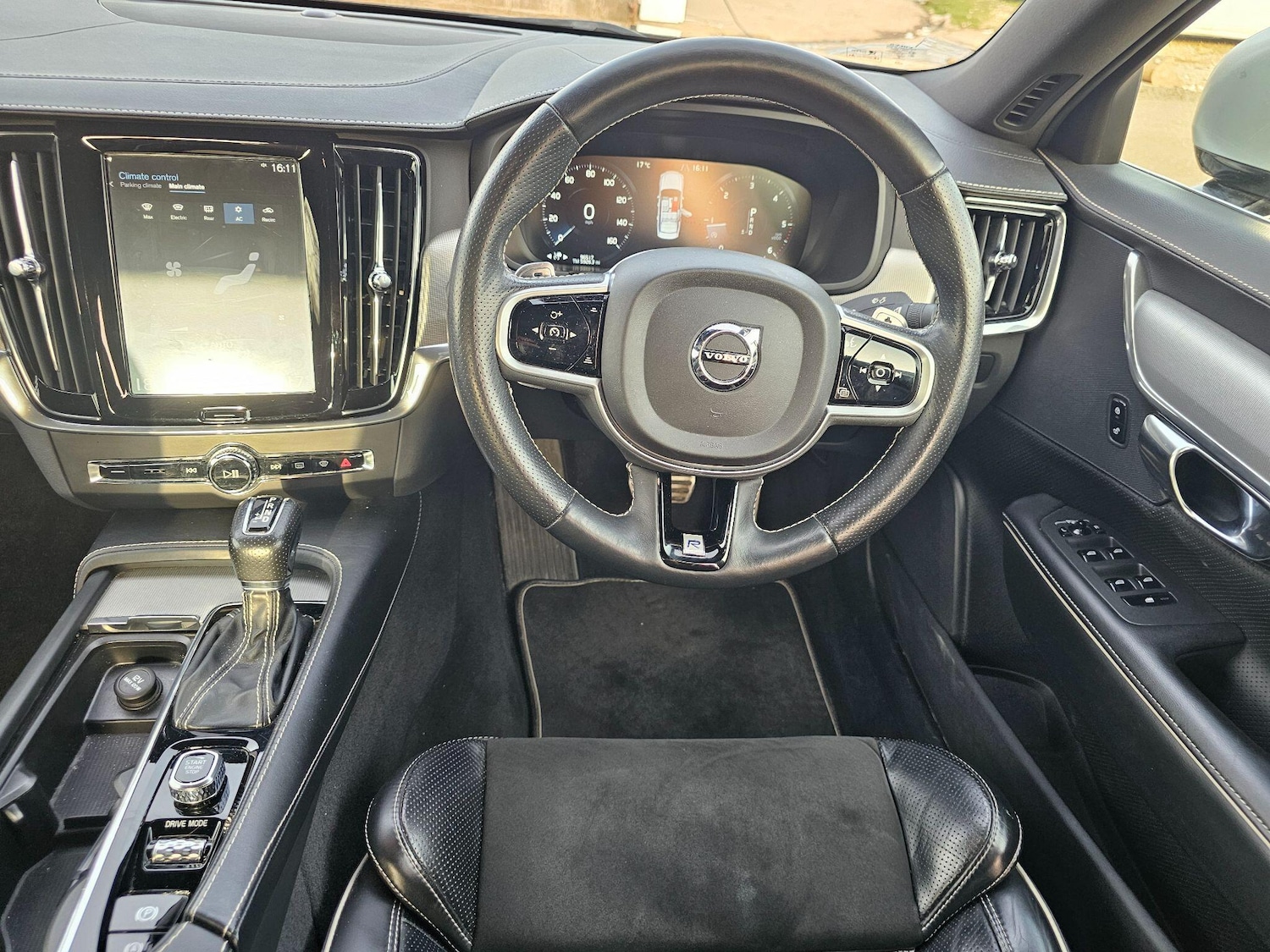 Used Volvo S90 2019 for sale - 77768896: Photo 17