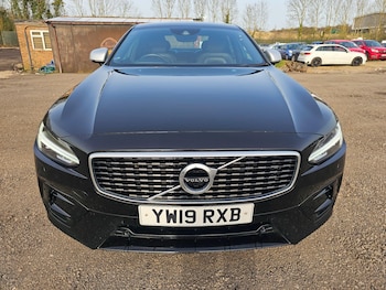 2019 (19) - 2.0 D4 R DESIGN 4dr Geartronic