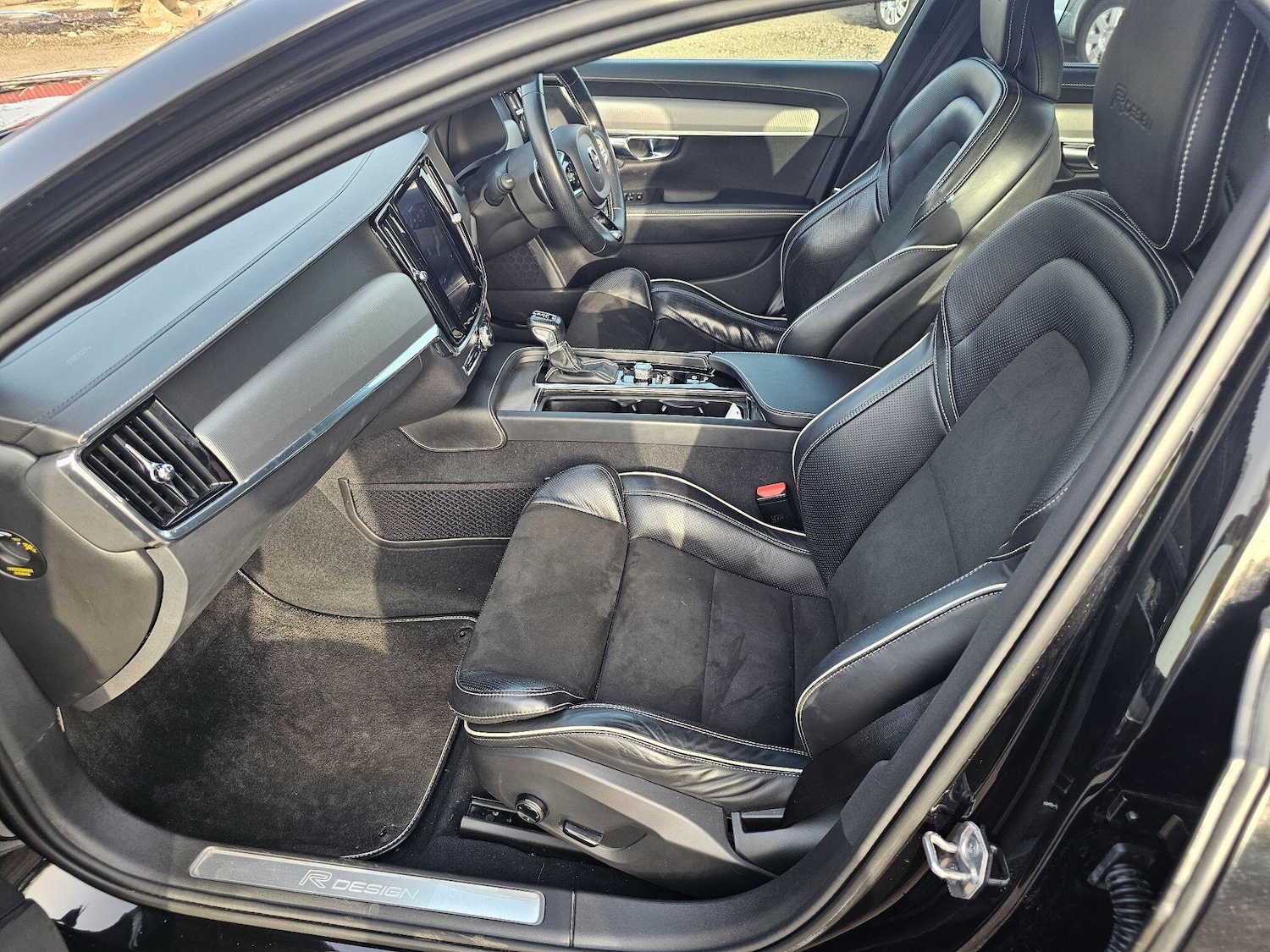 Used Volvo S90 2019 for sale - 77768896: Photo 21