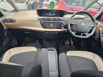 Used Citroen C4 Grand Picasso 2014 for sale - 76786687: Photo