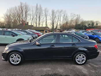 Used Mercedes-Benz C Class 2014 for sale - 76964724: Photo