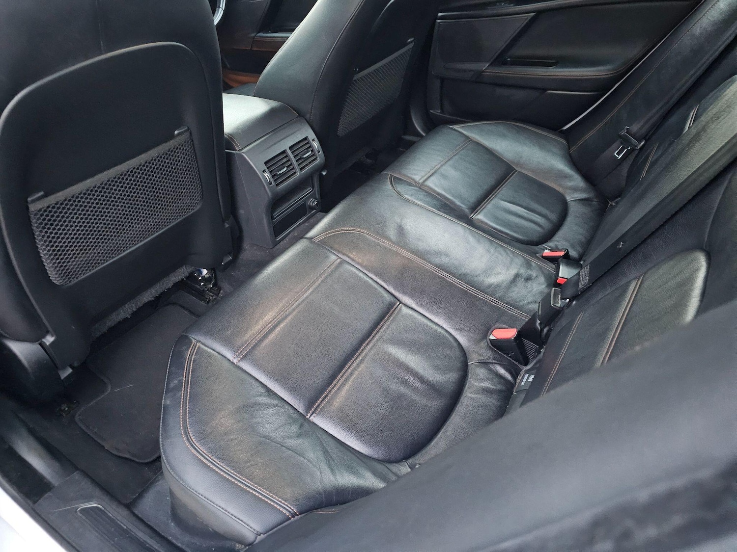 Used Jaguar XE 2016 for sale - 78034540: Photo 31