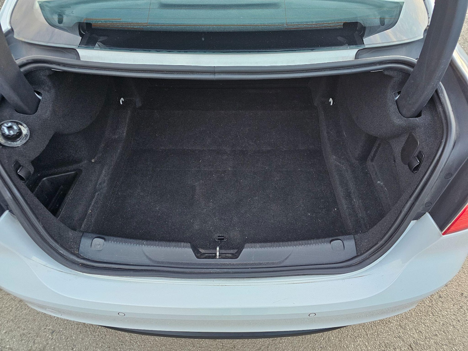 Used Jaguar XE 2016 for sale - 78034540: Photo 32