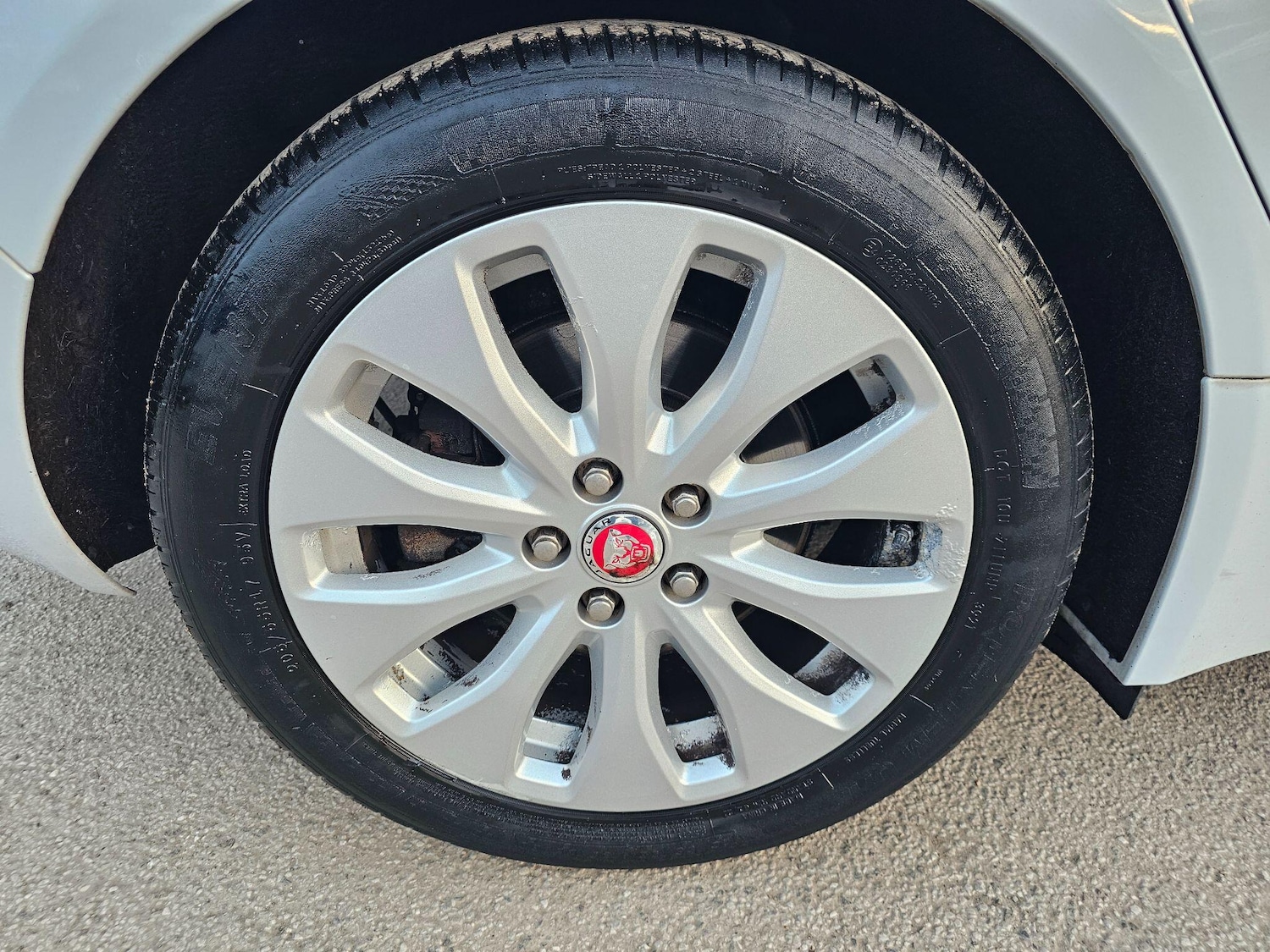 Used Jaguar XE 2016 for sale - 78034540: Photo 35