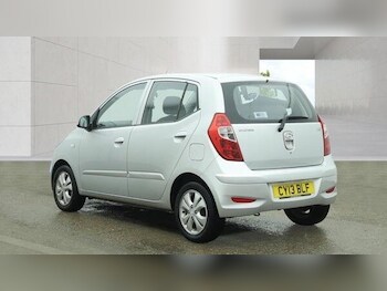 Used Hyundai i10 2013 for sale - 78572900: Photo