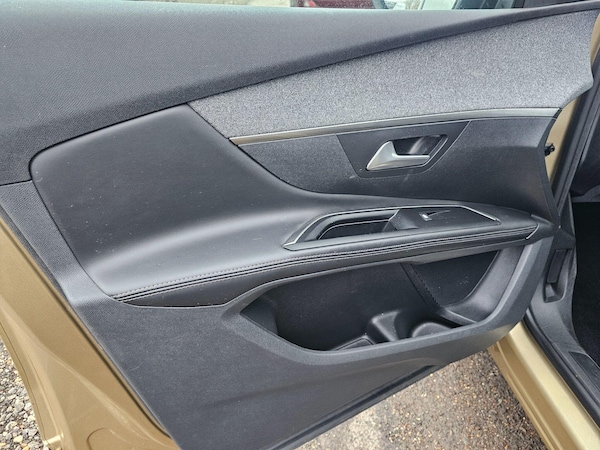 Used Peugeot 5008 2018 for sale - 76270884: Photo 29