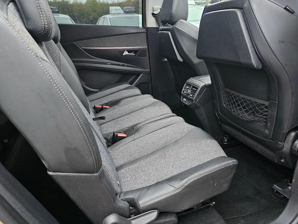 Used Peugeot 5008 2018 for sale - 76270884: Photo 6