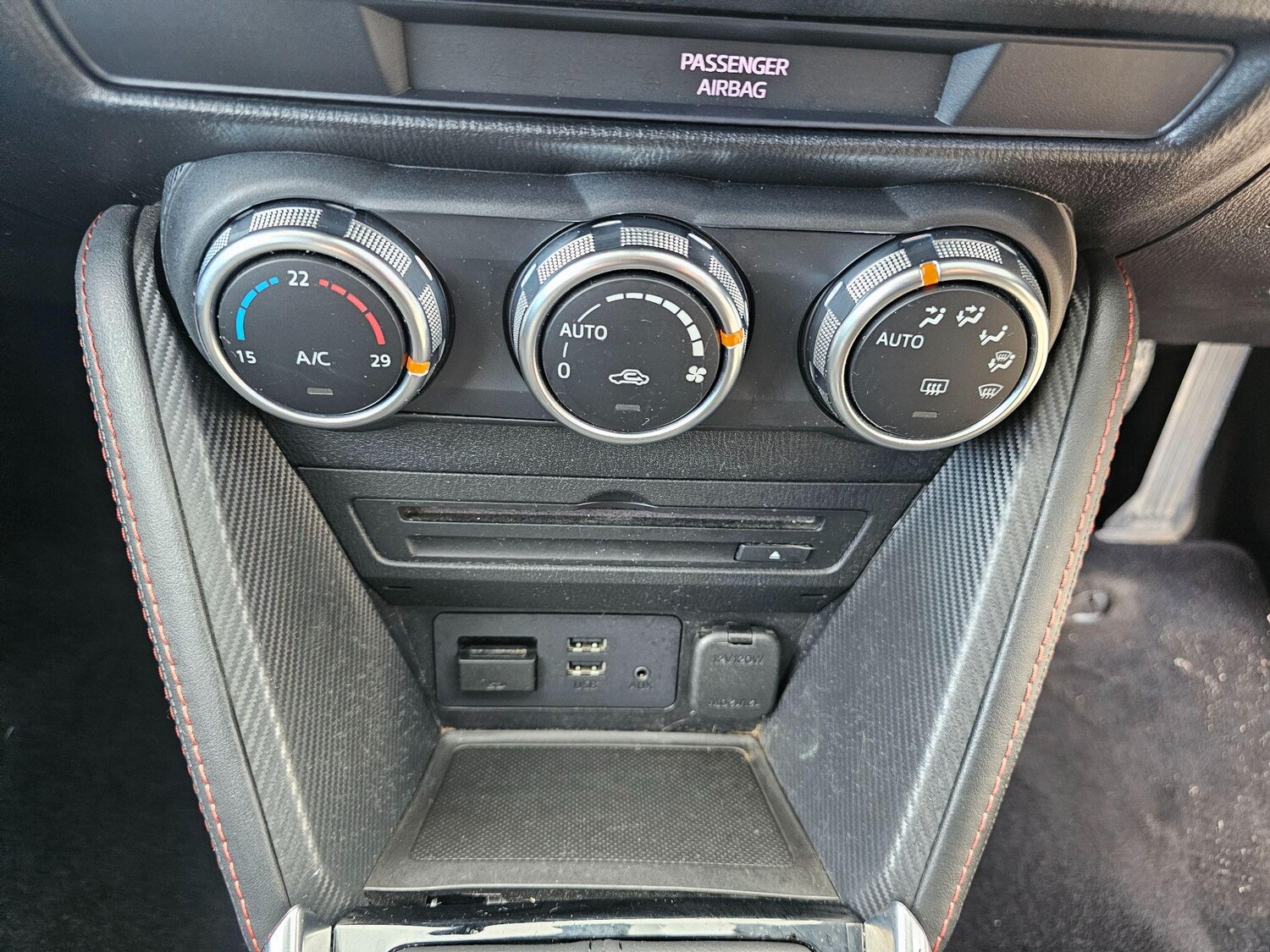 Used Mazda Mazda2 2015 for sale - 75927061: Photo 18