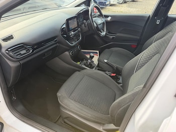 Used Ford Fiesta 2018 for sale - 79564524: Photo