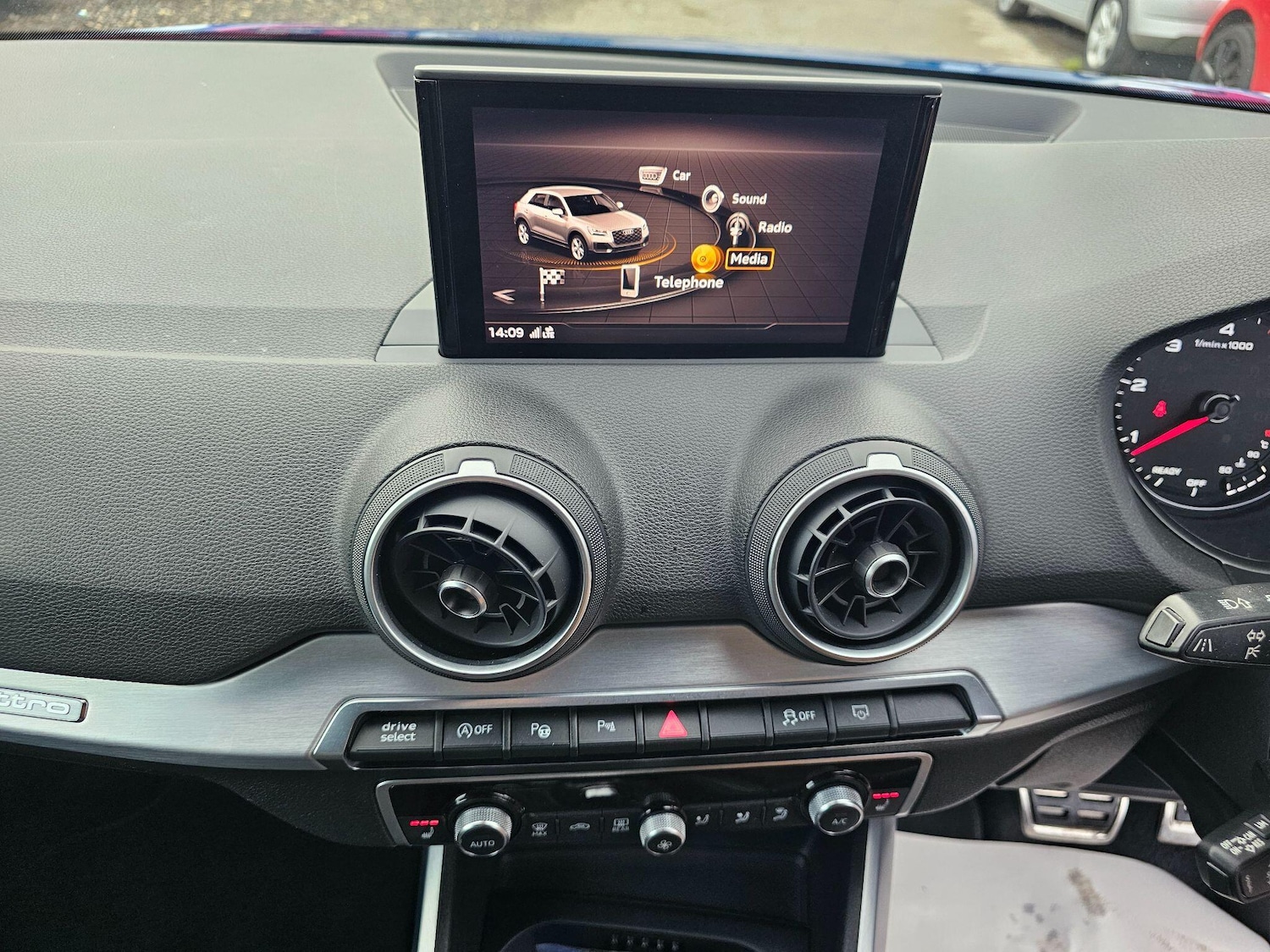 Used Audi Q2 2017 for sale - 76728186: Photo 14