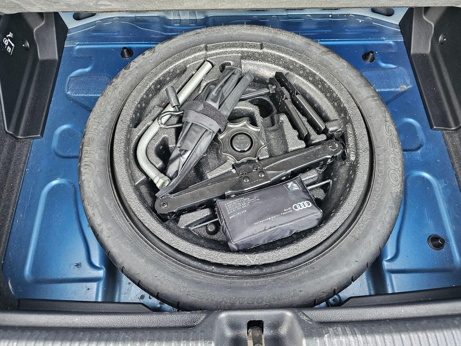 Used Audi Q2 2017 for sale - 76728186: Photo 38