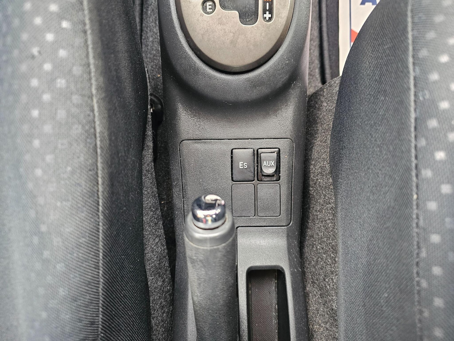 Used Toyota Yaris 2010 for sale - 78033855: Photo 27