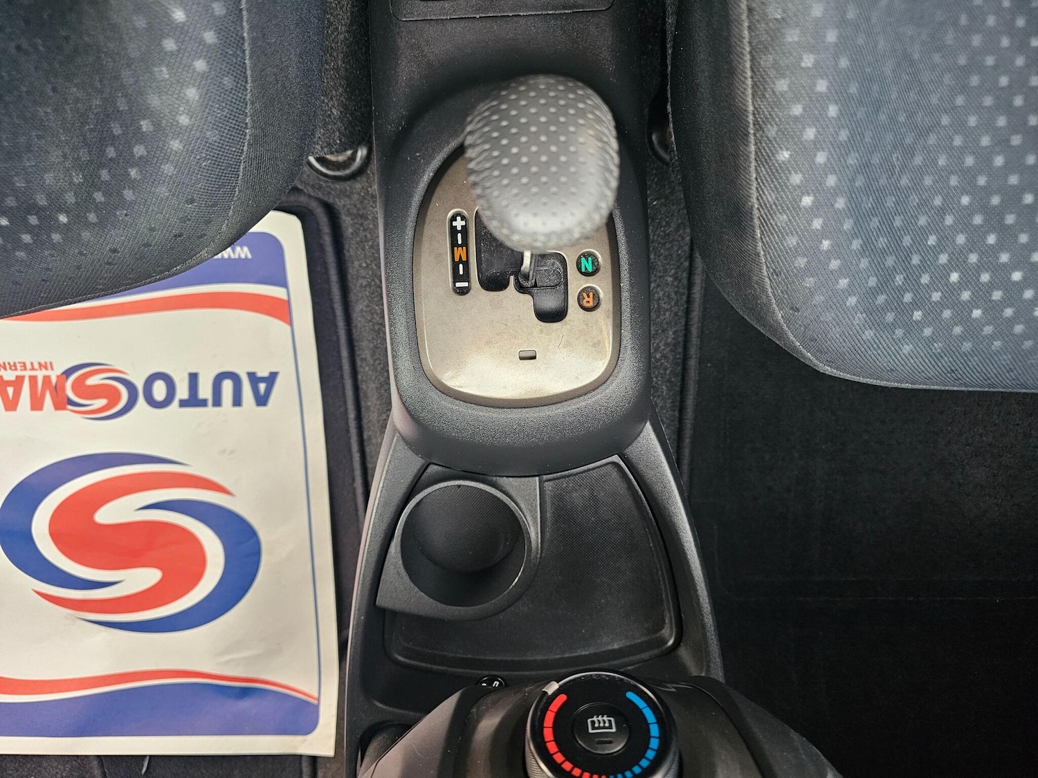 Used Toyota Yaris 2010 for sale - 78033855: Photo 28