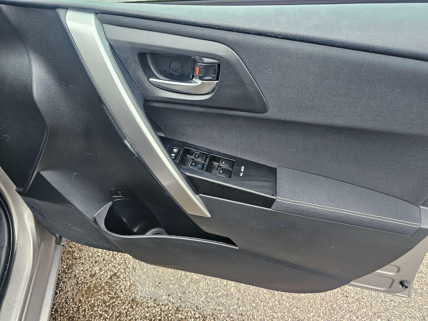 Used Toyota Auris 2015 for sale - 76801511: Photo 23