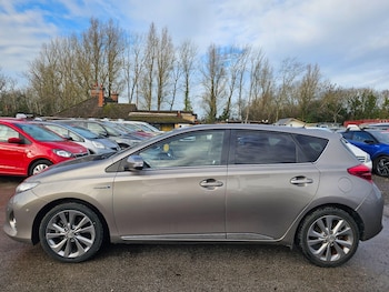 Used Toyota Auris 2015 for sale - 76801511: Photo