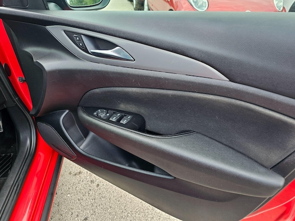 Used Vauxhall Insignia 2018 for sale - 75430732: Photo 20