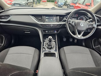 Used Vauxhall Insignia 2018 for sale - 75430732: Photo
