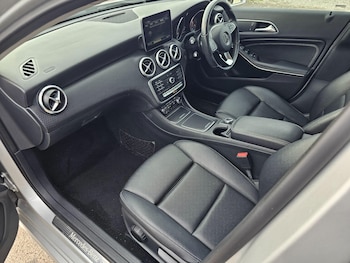 Used Mercedes-Benz A-Class 2017 for sale - 76498576: Photo