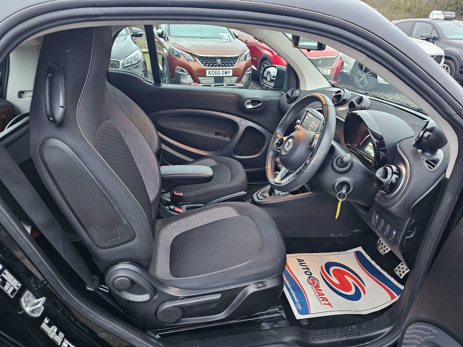 Used smart fortwo 2022 for sale - 77215924: Photo 4