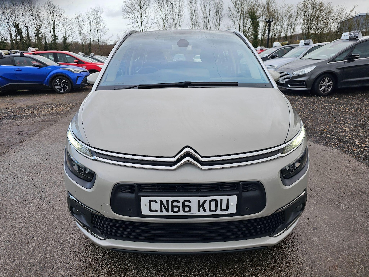Used Citroen C4 Grand Picasso 2016 for sale - 77166828: Photo 2