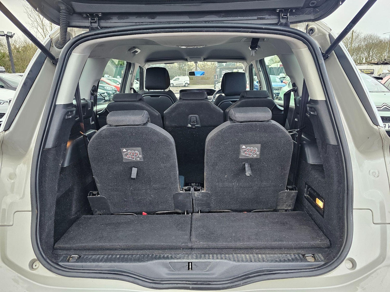 Used Citroen C4 Grand Picasso 2016 for sale - 77166828: Photo 39