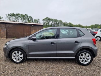 Used Volkswagen Polo 2011 for sale - 79202590: Photo