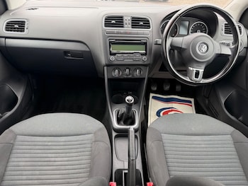 Used Volkswagen Polo 2011 for sale - 79202590: Photo