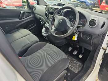 Used Peugeot Partner 2018 for sale - 74957772: Photo