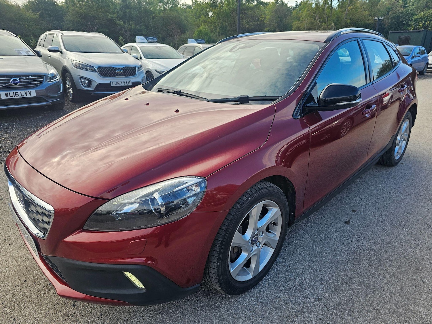 Used Volvo V40 Cross Country 2015 for sale - 76072319: Photo 10