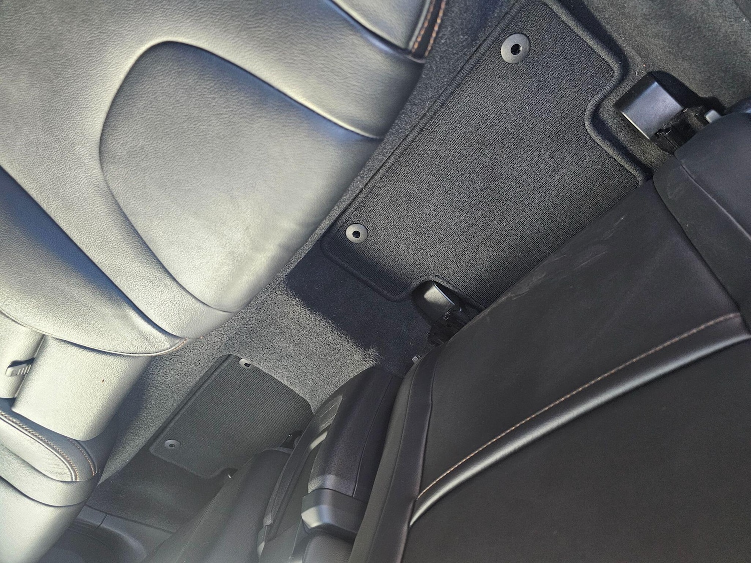 Used Volvo V40 Cross Country 2015 for sale - 76072319: Photo 27