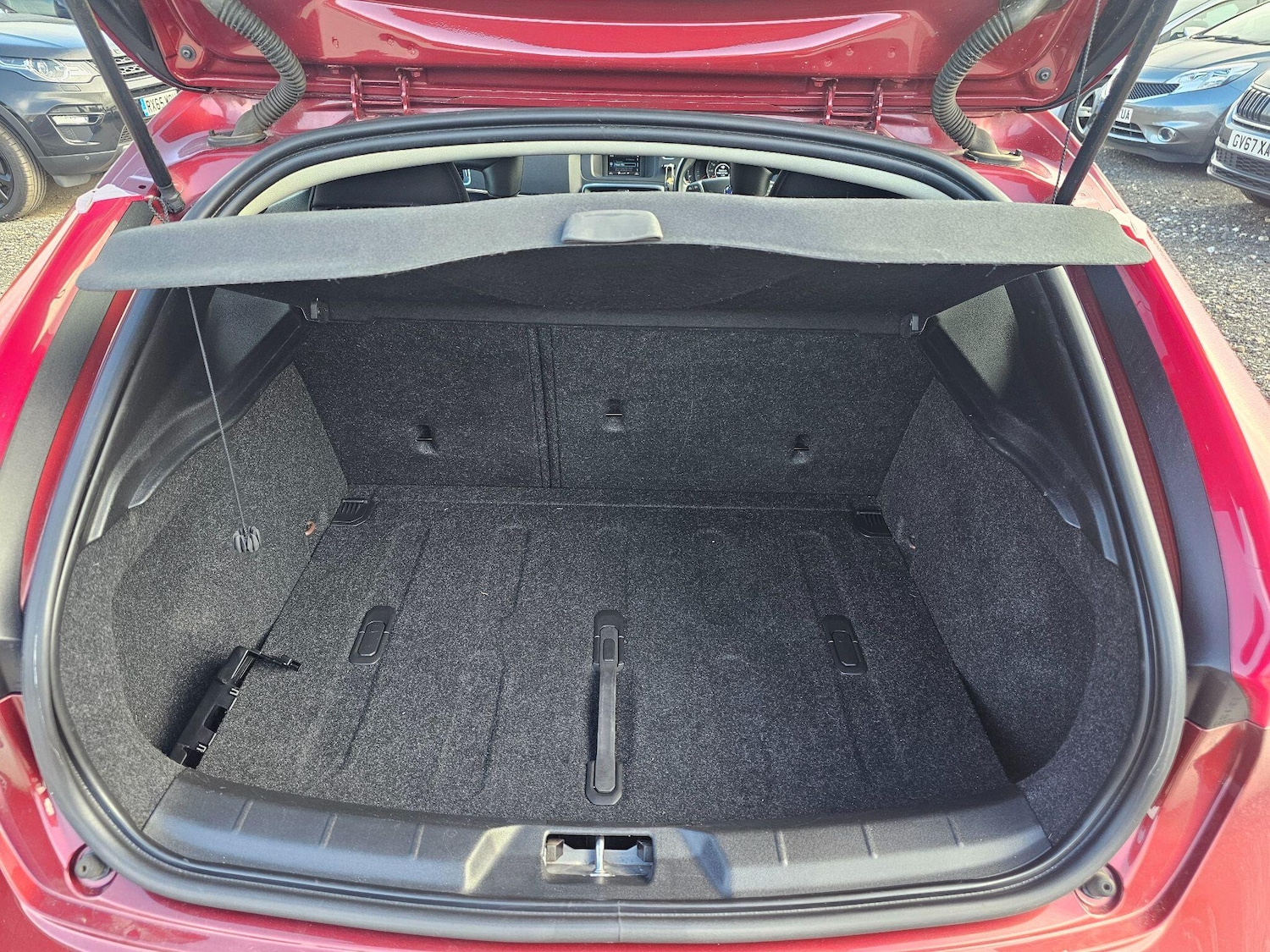 Used Volvo V40 Cross Country 2015 for sale - 76072319: Photo 29