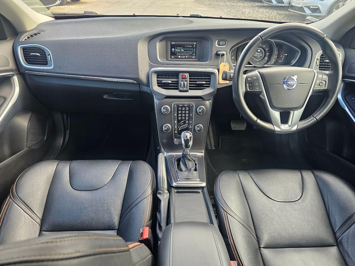 Used Volvo V40 Cross Country 2015 for sale - 76072319: Photo 3