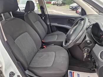 Used Hyundai i10 2013 for sale - 79213074: Photo