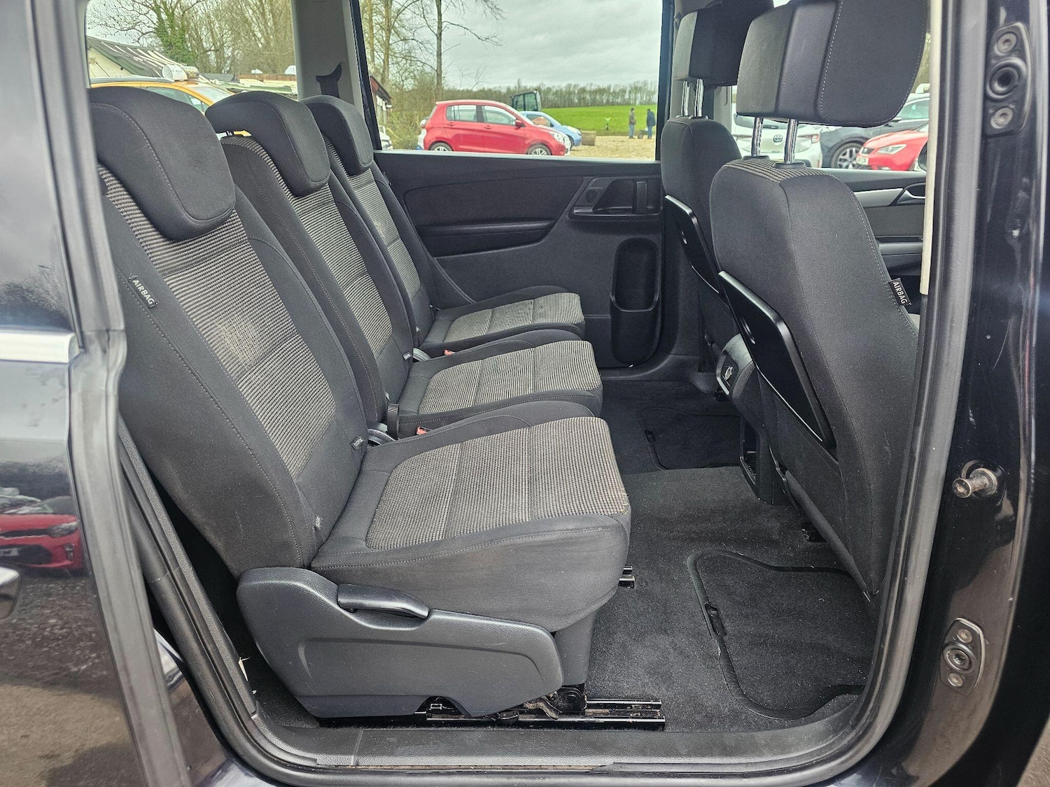 Used Volkswagen Sharan 2013 for sale - 77646617: Photo 25