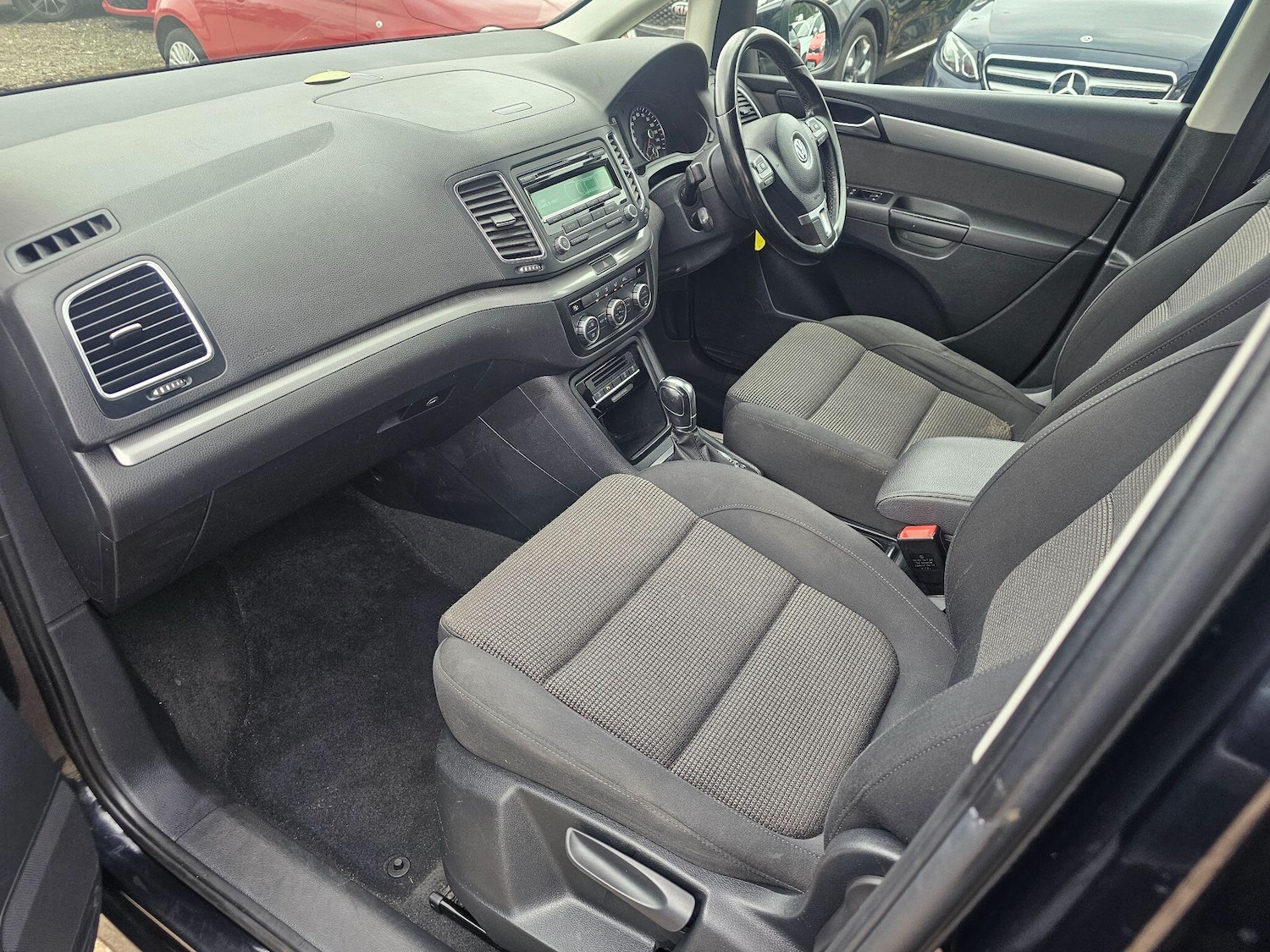 Used Volkswagen Sharan 2013 for sale - 77646617: Photo 28