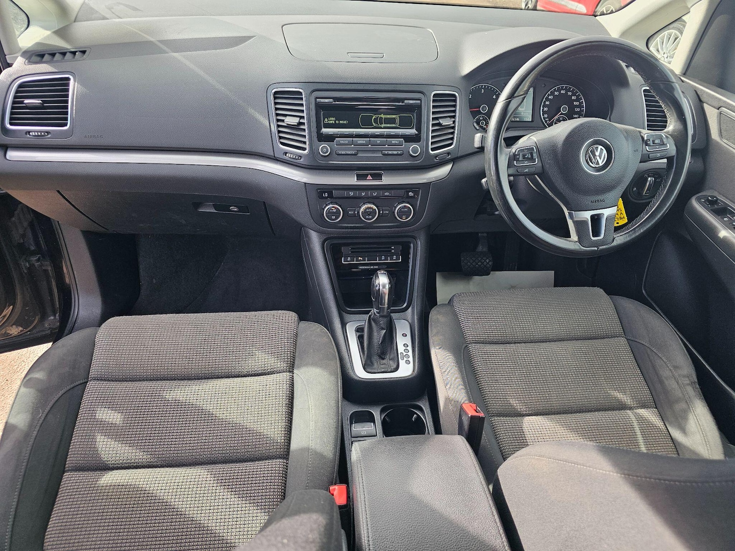 Used Volkswagen Sharan 2013 for sale - 77646617: Photo 3