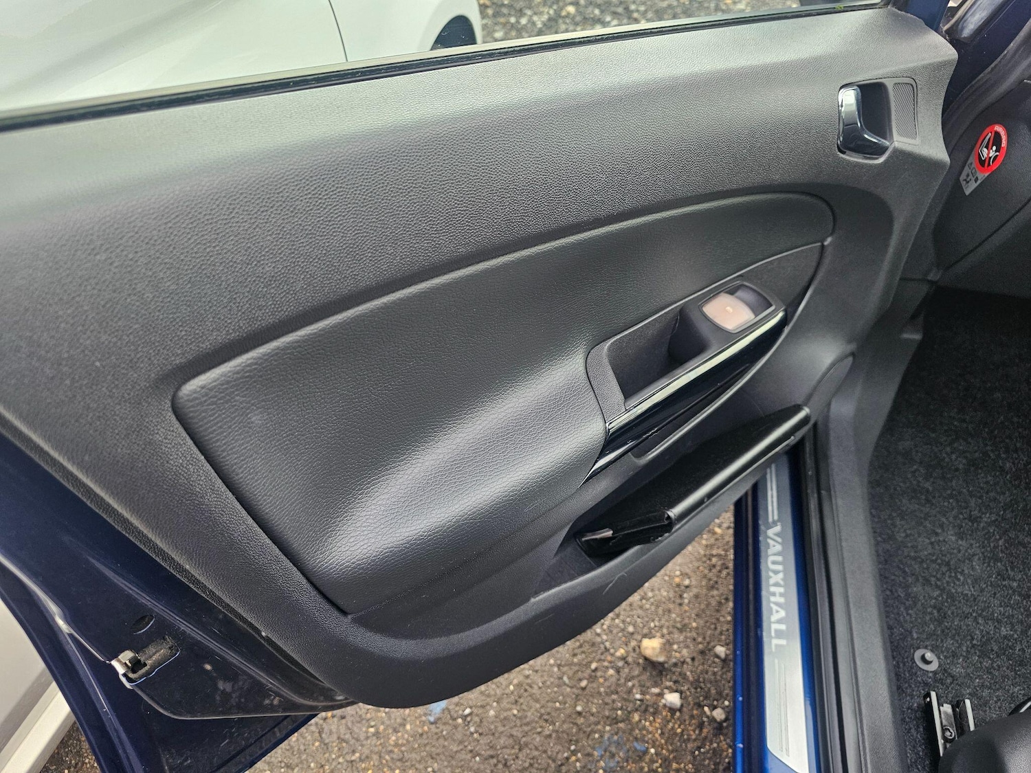 Used Vauxhall Corsa 2009 for sale - 77468650: Photo 17