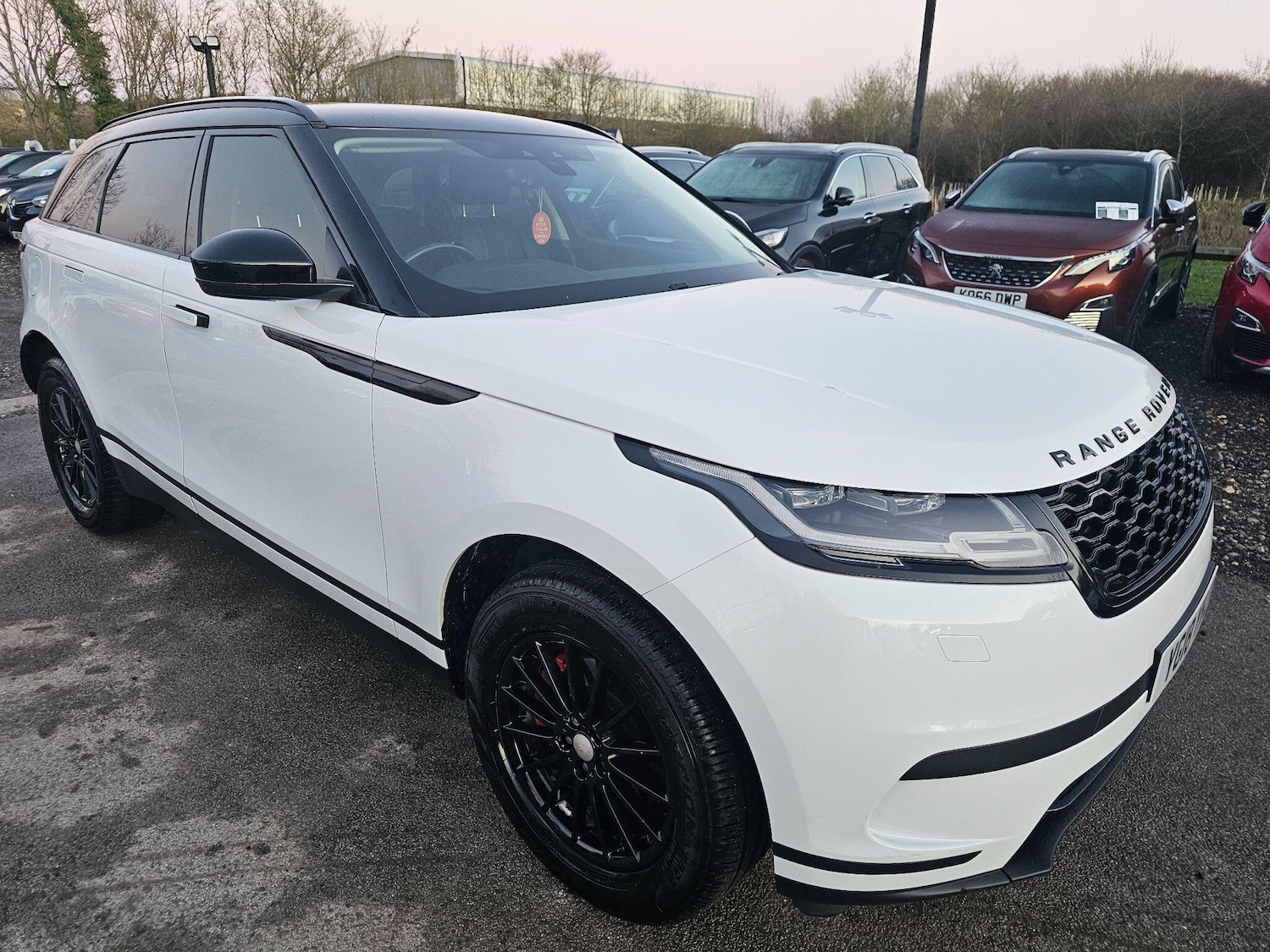 Used Land Rover Range Rover Velar 2018 for sale - 76965067: Photo 8