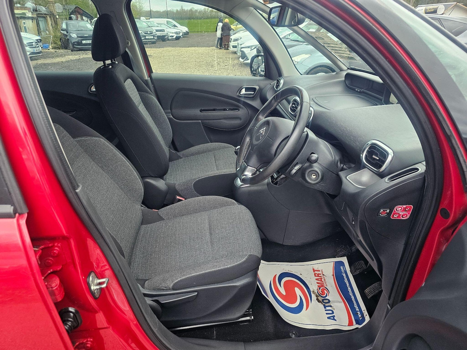 Used Citroen C3 Picasso 2016 for sale - 78047108: Photo 5