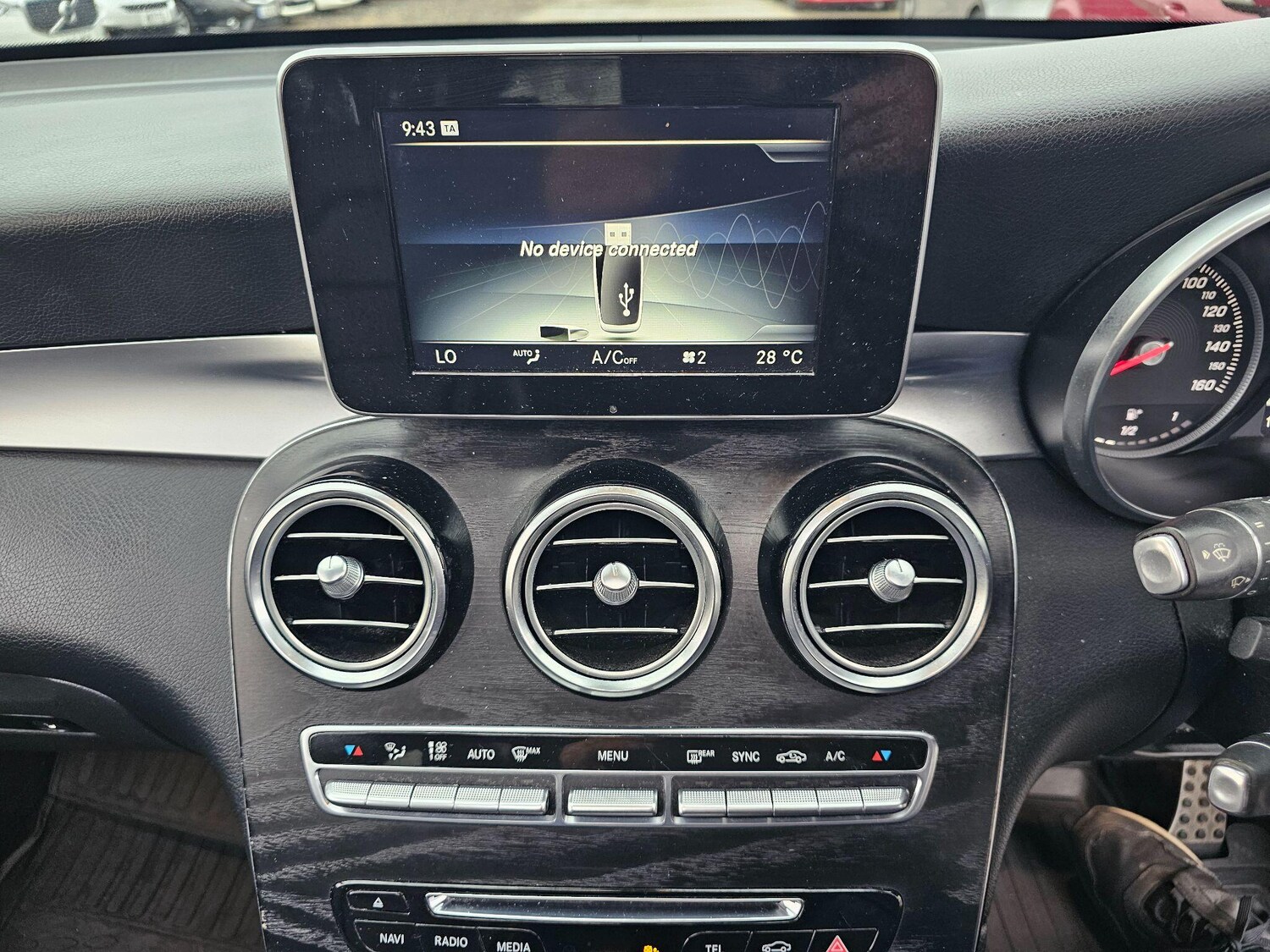 Used Mercedes-Benz GLC 2016 for sale - 76887435: Photo 13