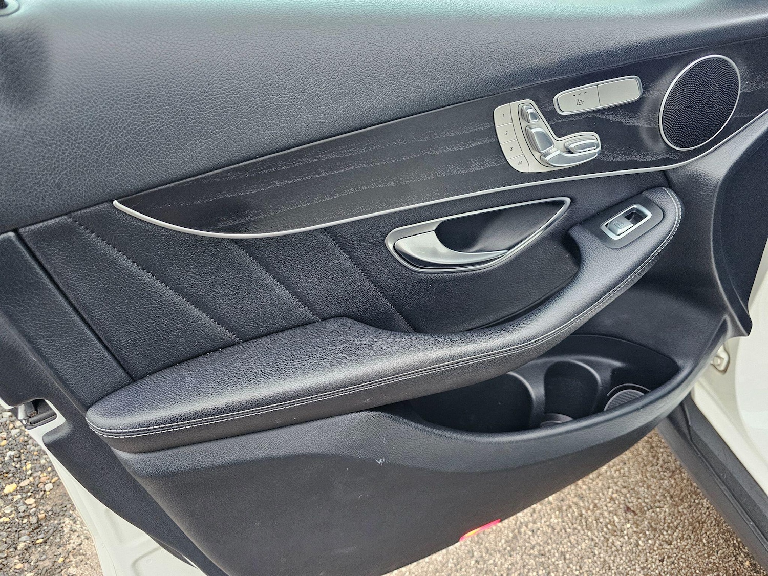 Used Mercedes-Benz GLC 2016 for sale - 76887435: Photo 26