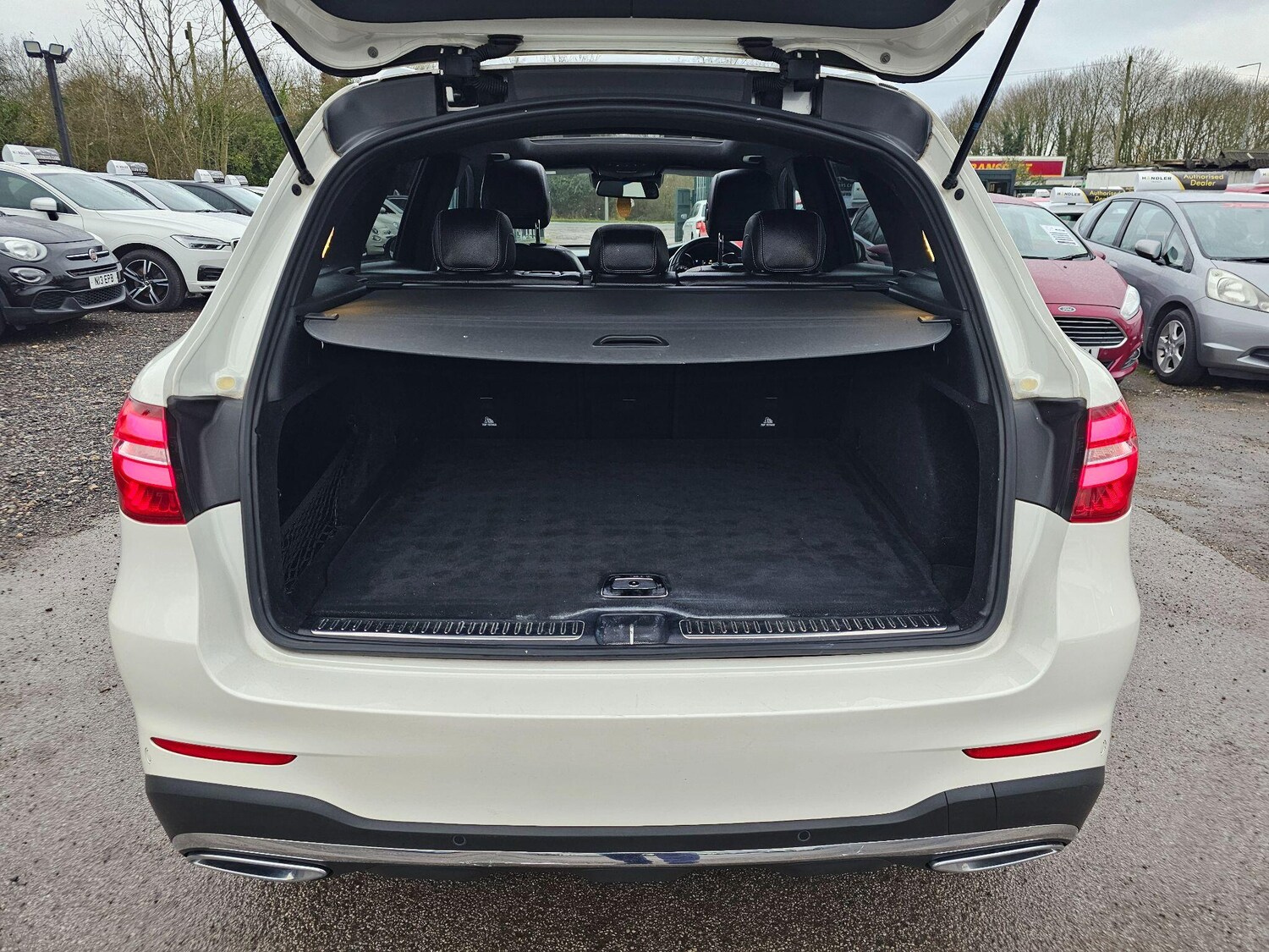 Used Mercedes-Benz GLC 2016 for sale - 76887435: Photo 36