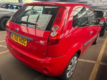 Used Ford Fiesta 2006 for sale - 79237044: Photo